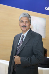 (II)-Dr.-Imitiaz-Khurshid,-Medical-Director